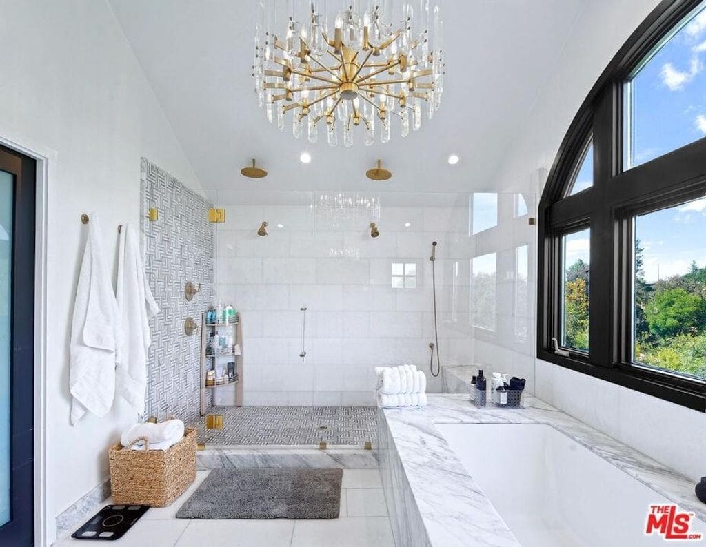 Lists Their Former Home For $6.29 Million
